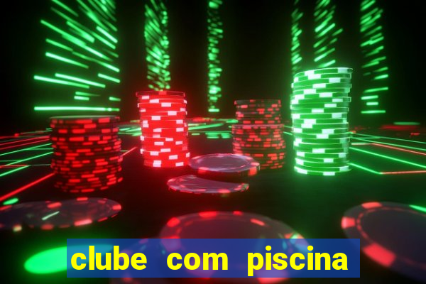 clube com piscina em taubat茅