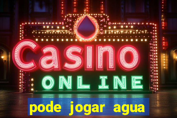 pode jogar agua fervente na pia