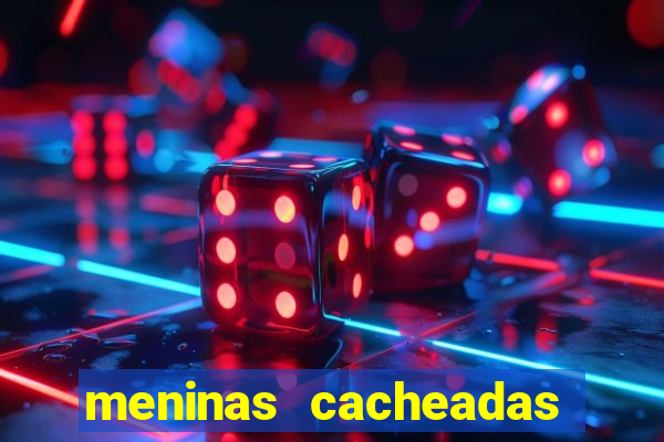 meninas cacheadas no espelho